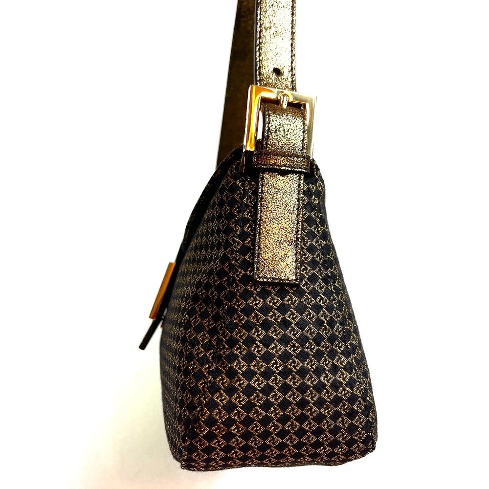 Auc New Fendi Zucchino Metallic Gold Canvas Mamma bag - Picture 10 of 17